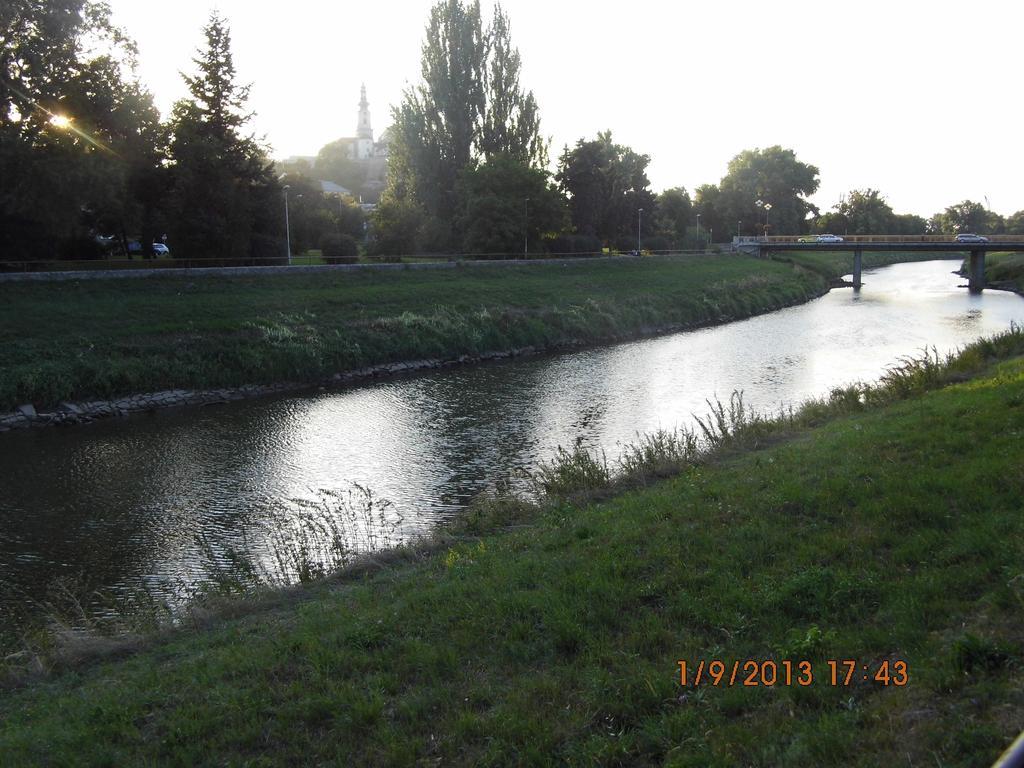 Fukas Apartments Nitra Habitación foto